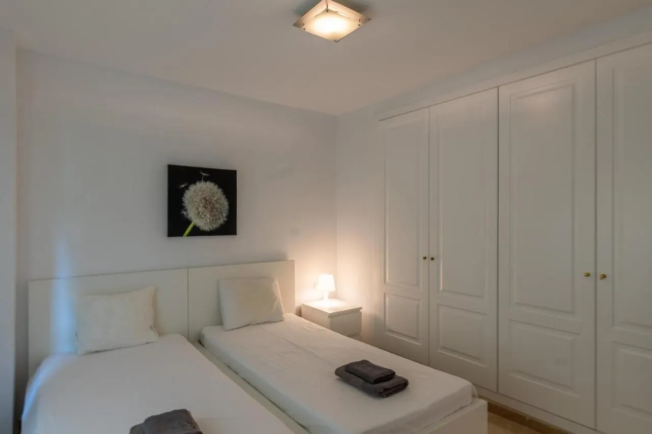 Relaxing Retreat In Princess Park Sitio de Calahonda Spain